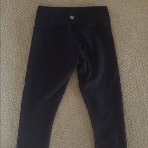Black Lululemon leggings